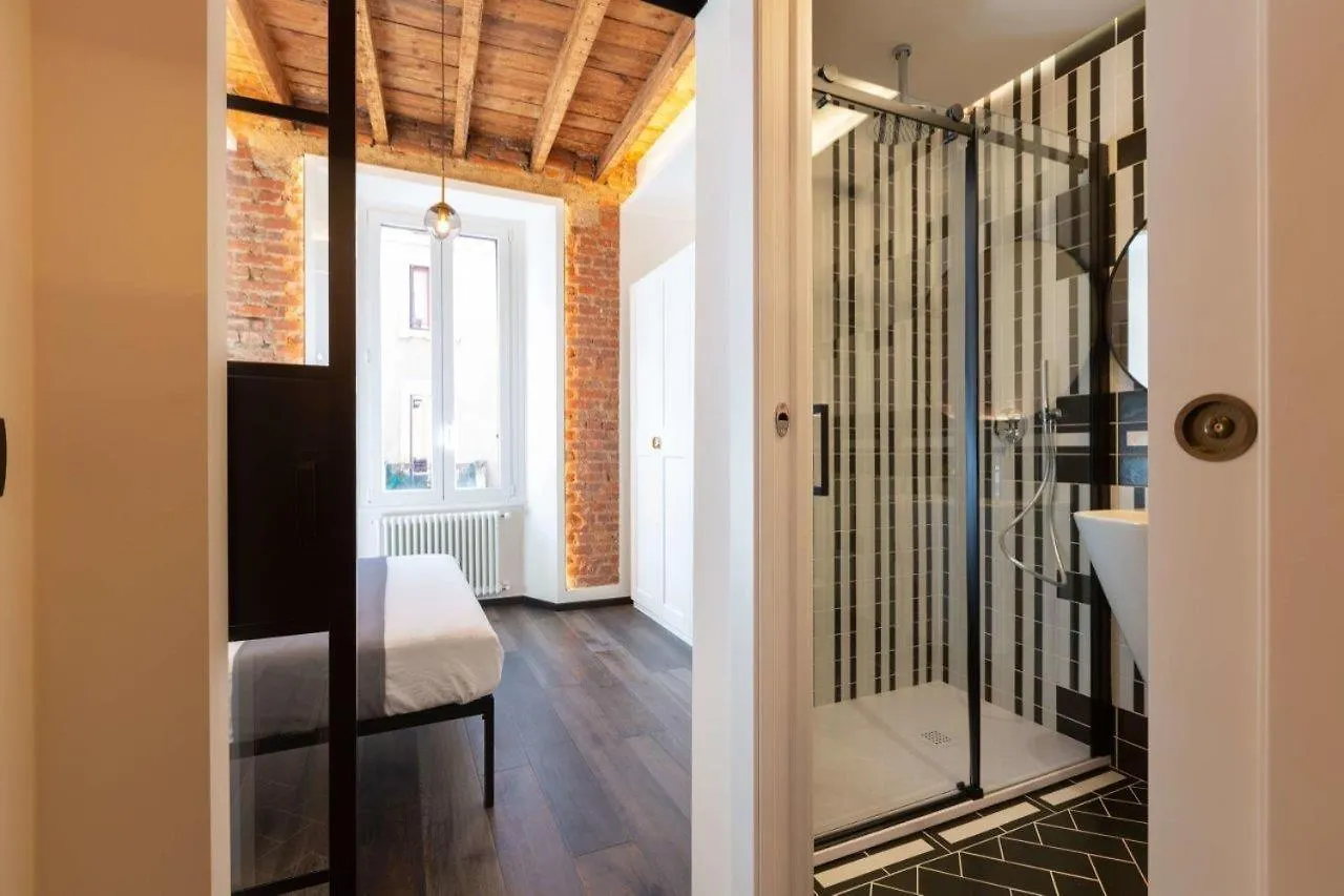 Cre12 -Loreto - Duomo- Design - Elegant - Modern Milan Apartment
