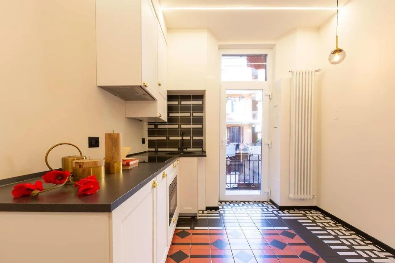Cre12 -Loreto - Duomo- Design - Elegant - Modern Milan Italy