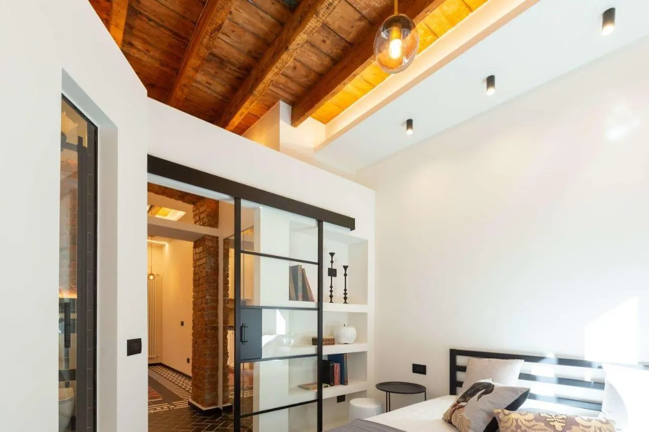 Apartment Cre12 -Loreto - Duomo- Design - Elegant - Modern Milan Italy